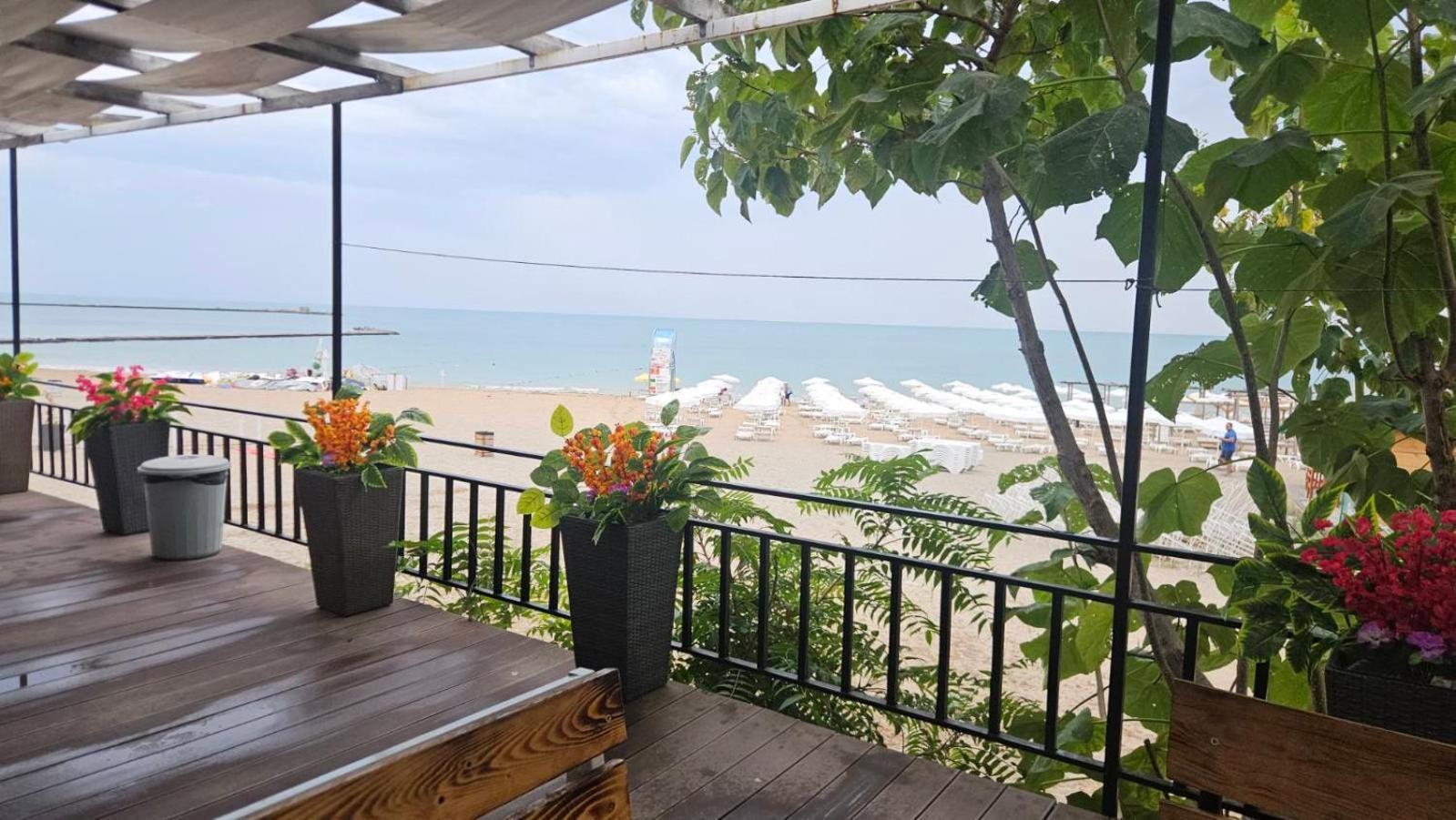 Maria Tereza Bungalows Balchik Exterior photo